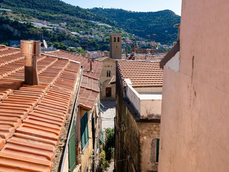 Wall, Neighbourhood, Town, Summer, Brown, Village, Alley