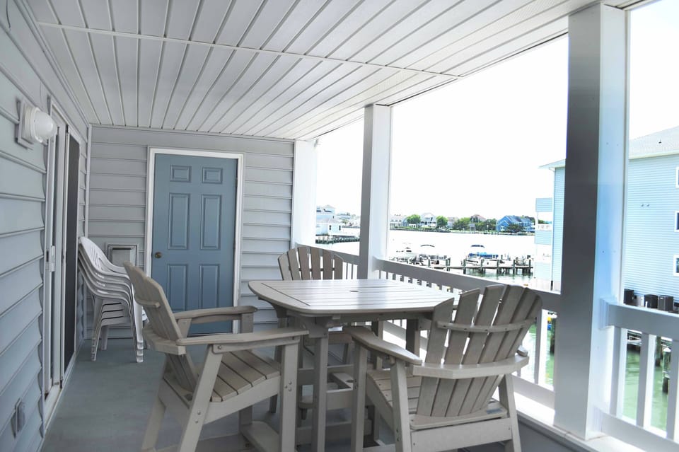 BALCONY-VIEW