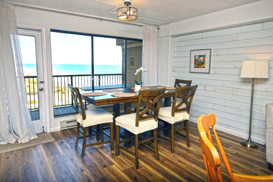 DINING-AREA