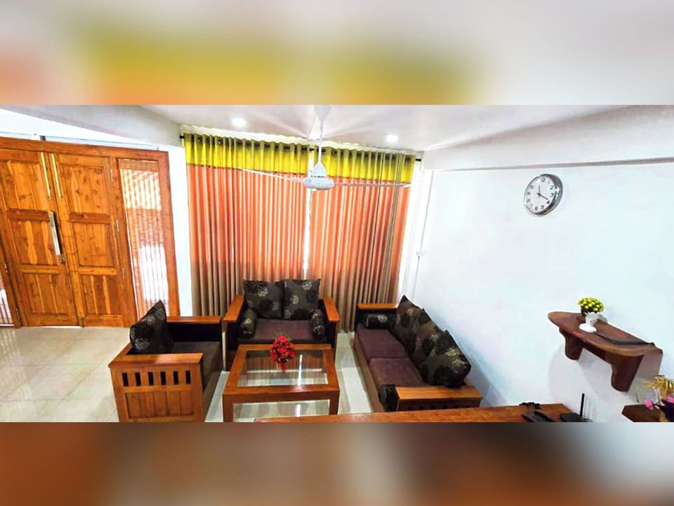 Kandy Grand Ocacia Hotel in Kandy
