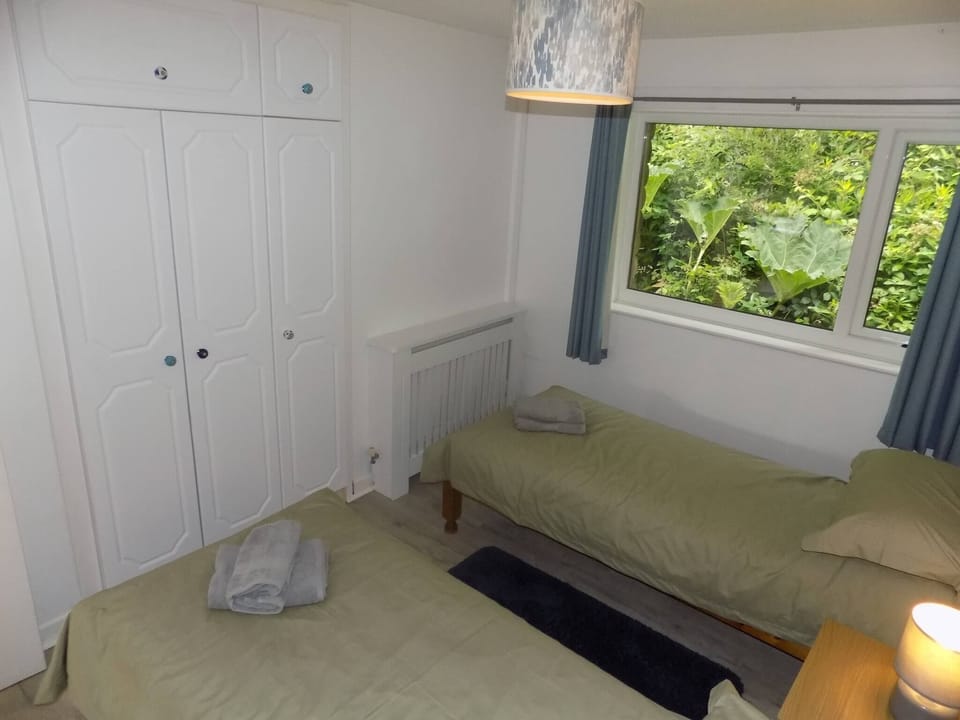 Cabin, 3 Bedrooms, Smoking | 3 bedrooms