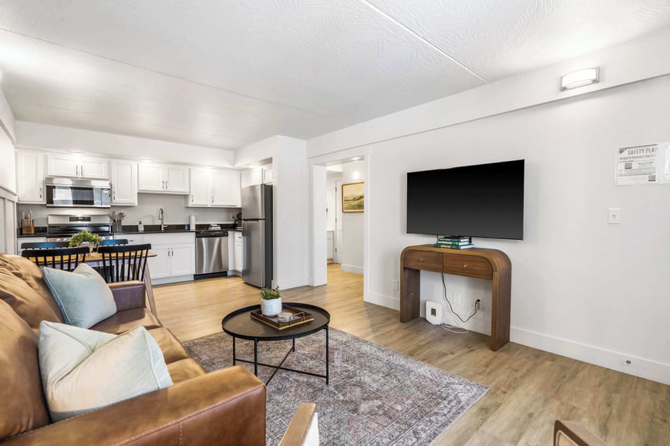 Condo, 1 King Bed, Kitchen (Poolside Near the Landing) | Living area | 42-inch flat-screen TV with digital channels