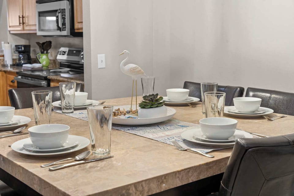 Condo, Multiple Beds, Balcony (Waters Edge Retreat) | Dining