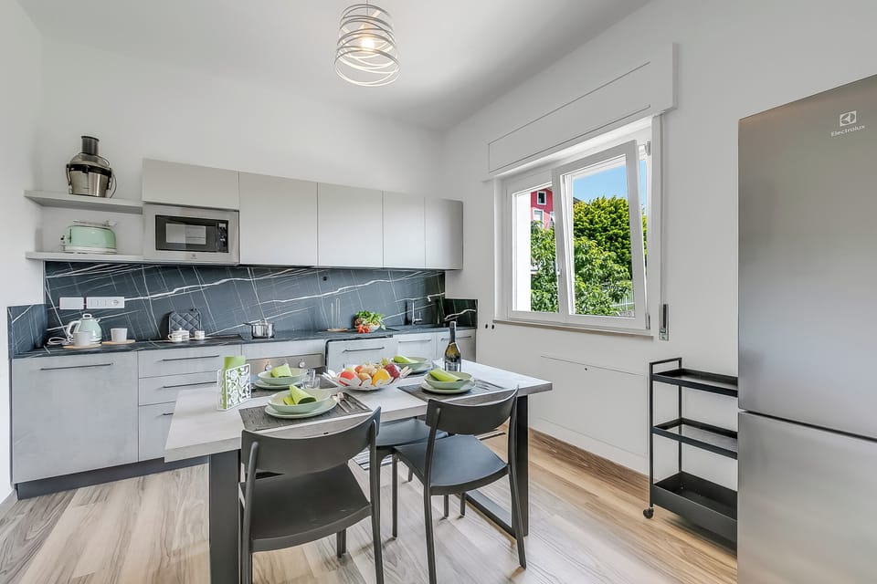 Kitchen and dining area