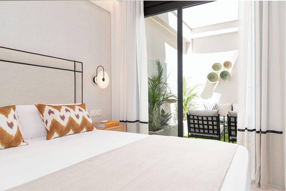 Solaga - AJR Suite Loft House in Malaga