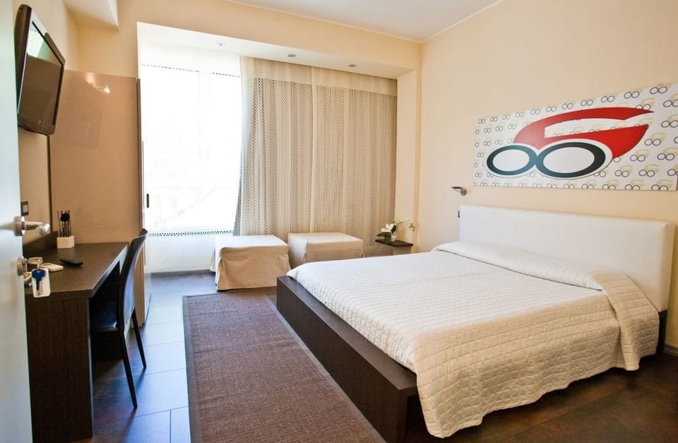 Double or Twin Room | Desk, soundproofing, free WiFi, bed sheets