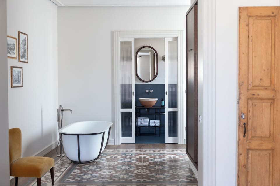 Room Lungomare | In-room safe, laptop workspace, blackout drapes, free WiFi