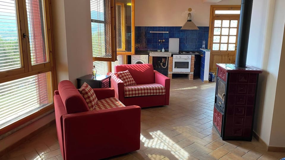 House, 1 Bedroom, Accessible, Private Pool | Living room
