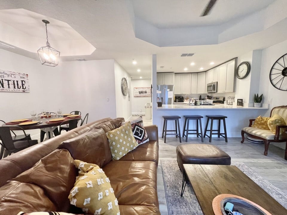 Dining, Kitchen View