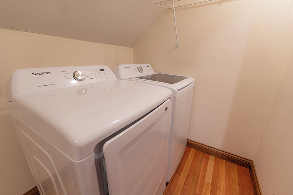 Laundry room 2nd floor (detergent provided)