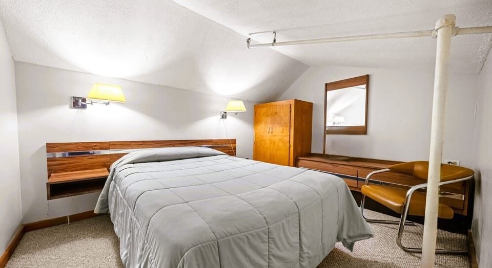 Guest Bedroom Loft