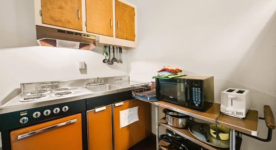 Kitchenette