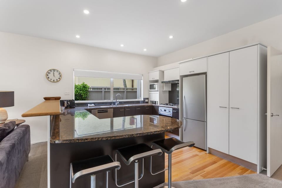 Fully equipped modern kitchen with gas hob