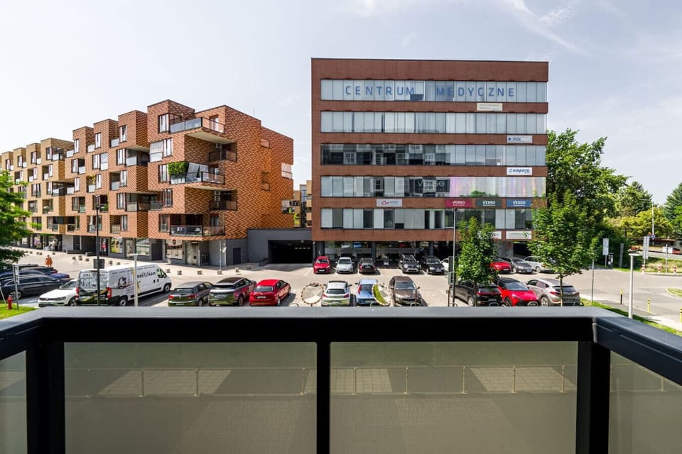 A Balcony For Each Studio Bedroom | Book Now with RENTUJEMY