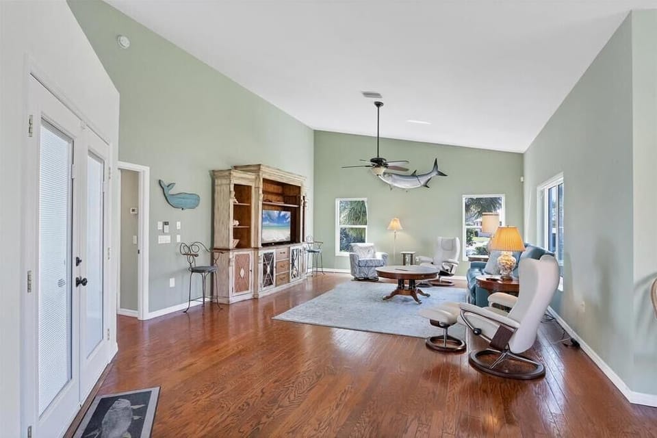 Open Living Space!