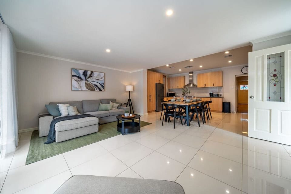 Open-plan design with easy flow from lounge to dining, making it perfect for socialising.