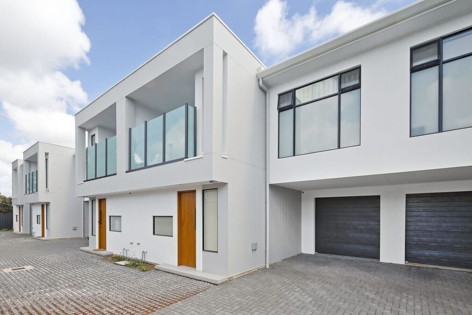 A modern face with warm timber accents welcomes you home in style.