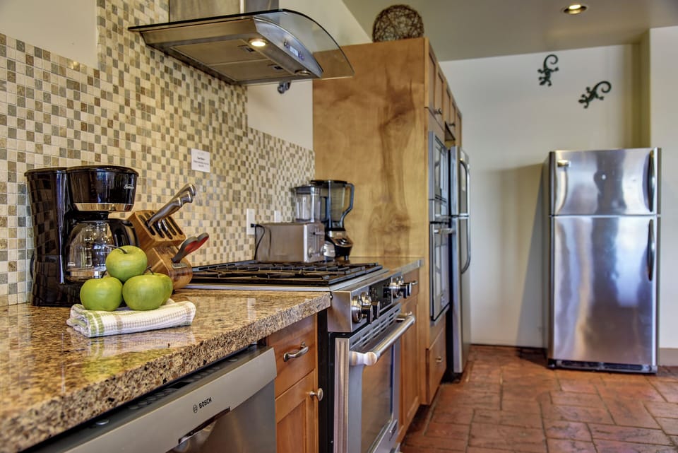 Grandsuite Kitchen