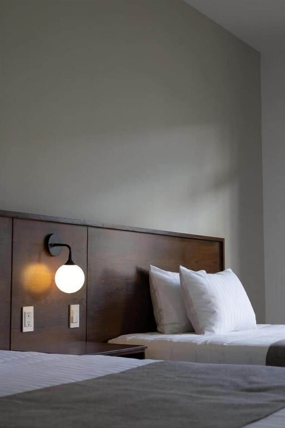 Deluxe Double Room, Courtyard View | Desk, laptop workspace, free WiFi