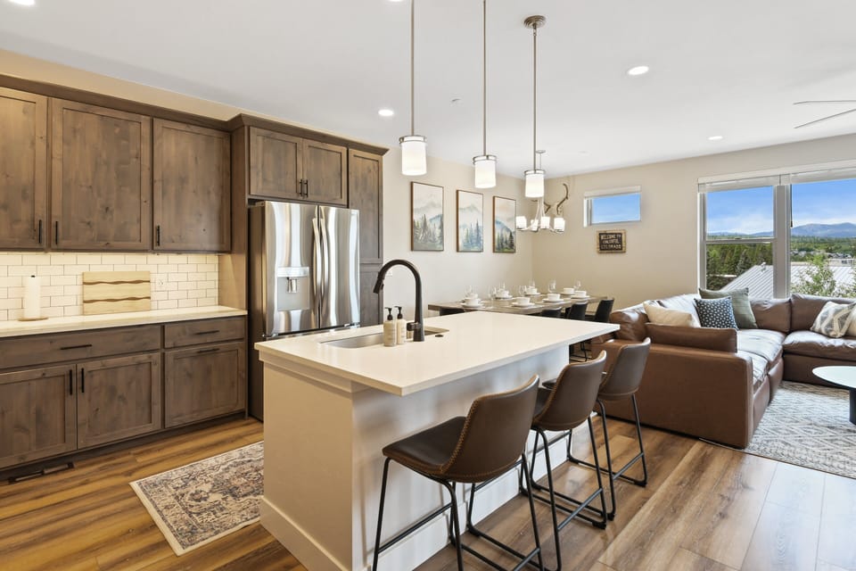 Open Kitchen