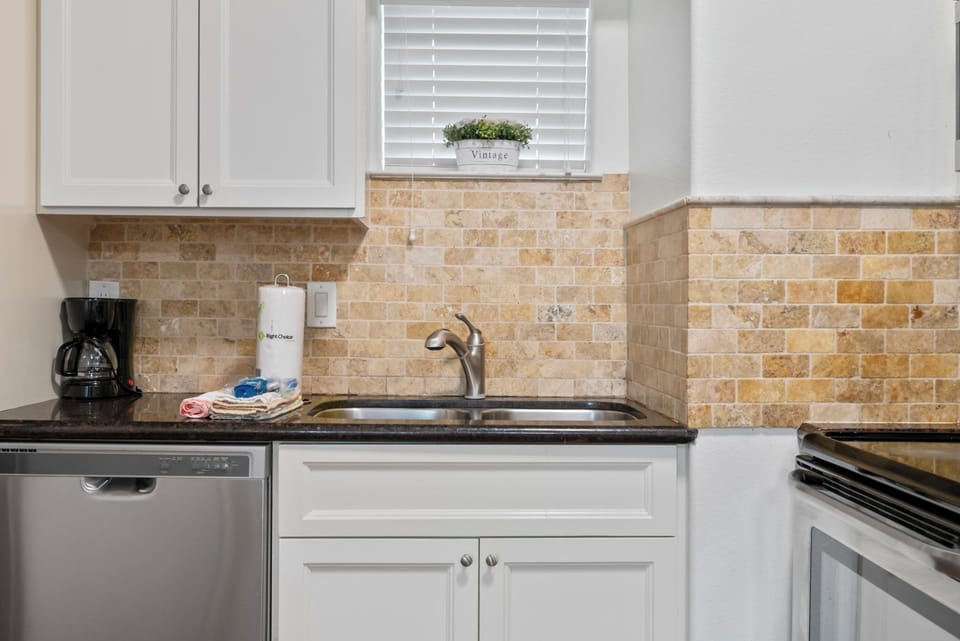 Fully equipped for all your needs while all on vacation.