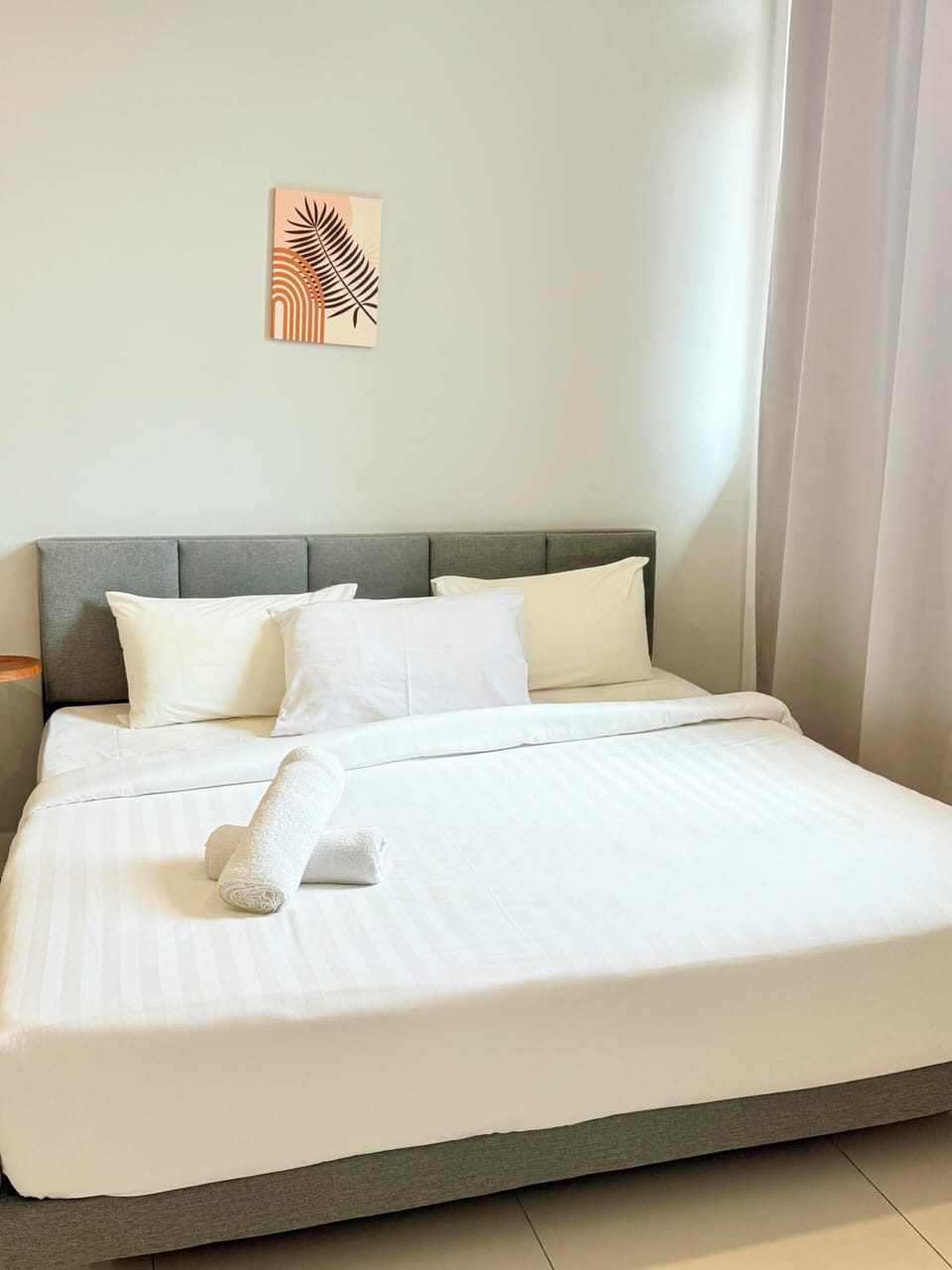 Deluxe Studio Suite | Iron/ironing board, free WiFi