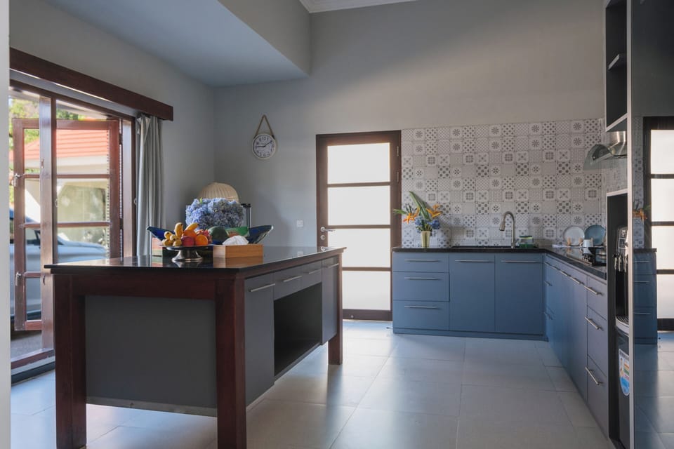 Villa, 6 Bedrooms, Beachfront | Private kitchen | Electric kettle