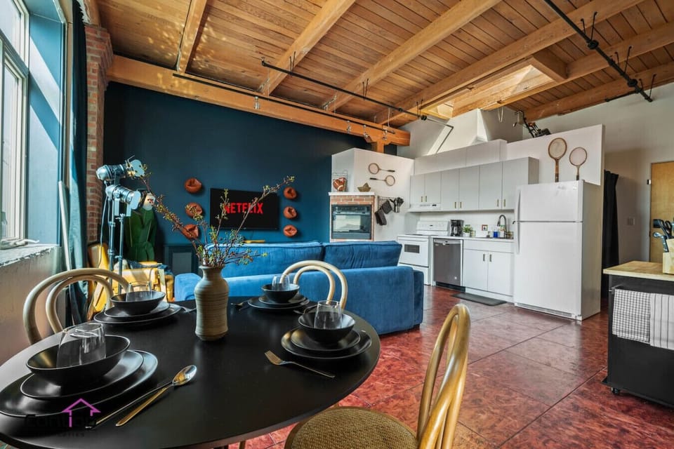 Dine, lounge, and stream your favorite shows, all in one stylish, open-concept space.