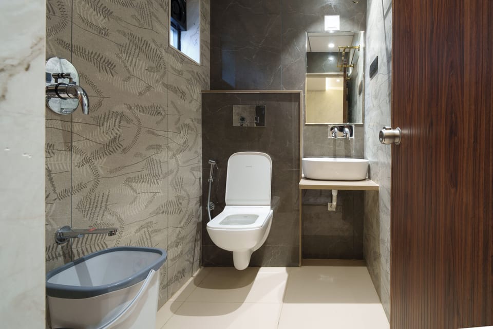Superior Double Room | Bathroom | Towels