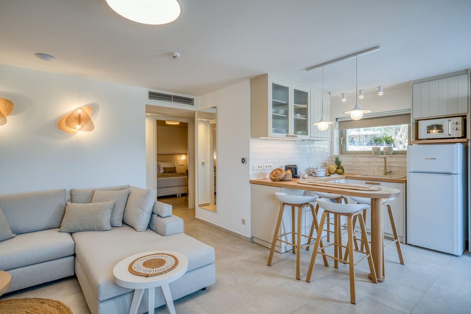 Family Apartment, 2 Bedrooms, Terrace, Sea View | Living area | 43-inch Smart TV with digital channels