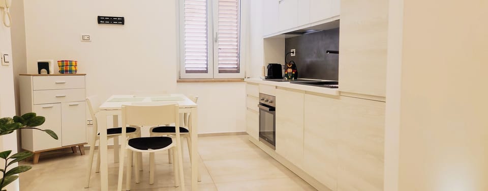 Condo | Private kitchen