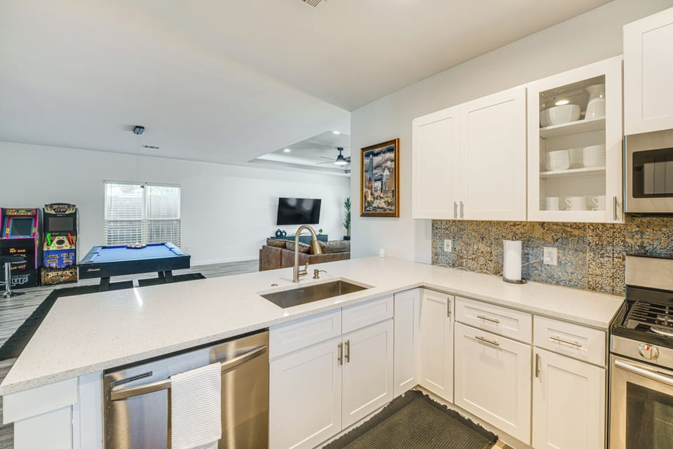 House (3 Bedrooms) | Interior
