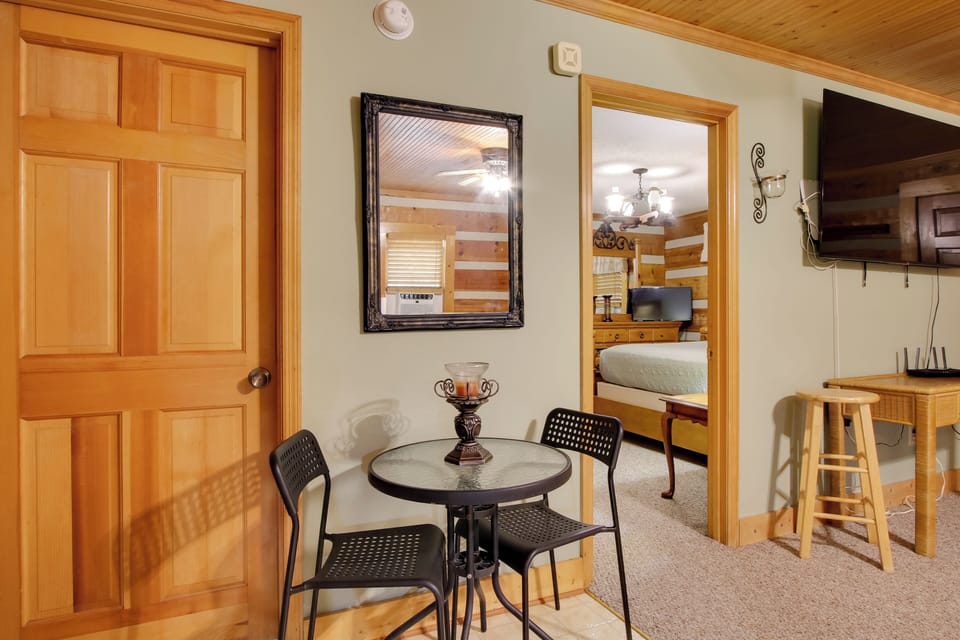 House (1 Bedroom) | Interior