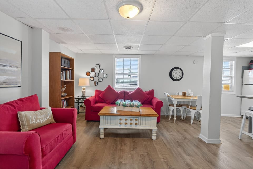 Duplex, 2 Bedrooms | Living area | Smart TV, streaming services