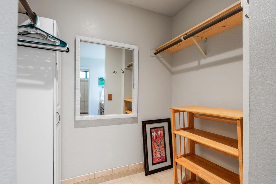 Condo, 2 Bedrooms | Interior