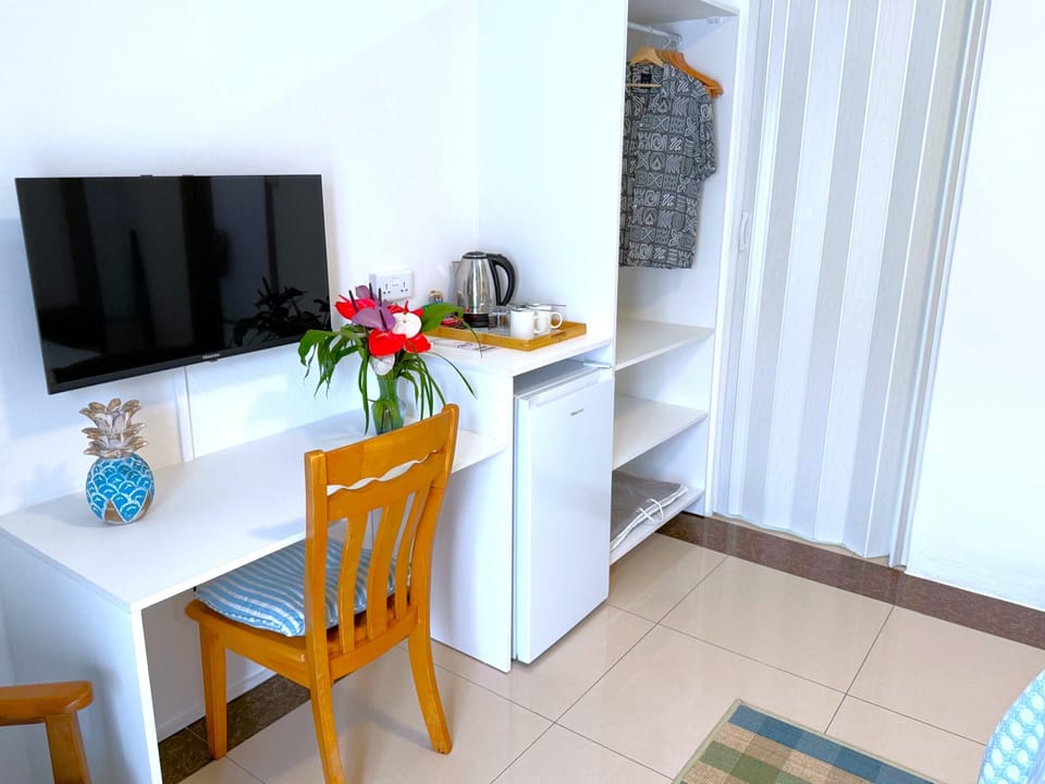 Standard Double Room | In-room safe, blackout drapes, WiFi (free), bed sheets