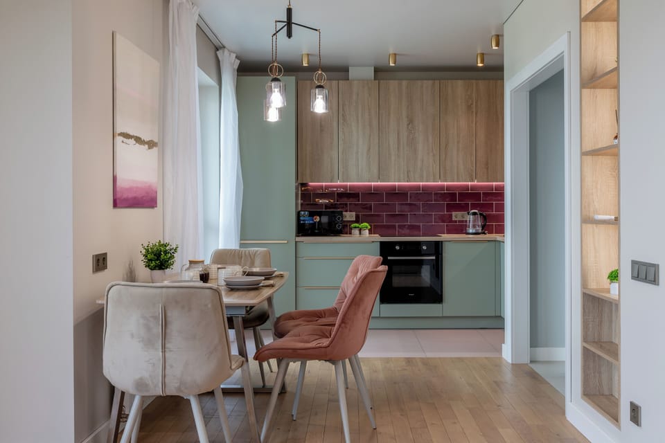 Comfort Apartment, Balcony, River View | Private kitchen | Full-size fridge, microwave, oven, stovetop