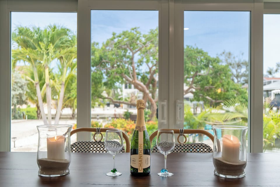 Sip on some drinks while enjoying the views