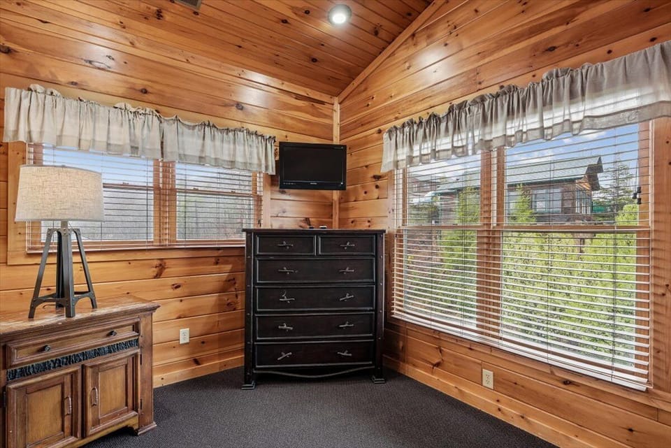 20-Bedroom