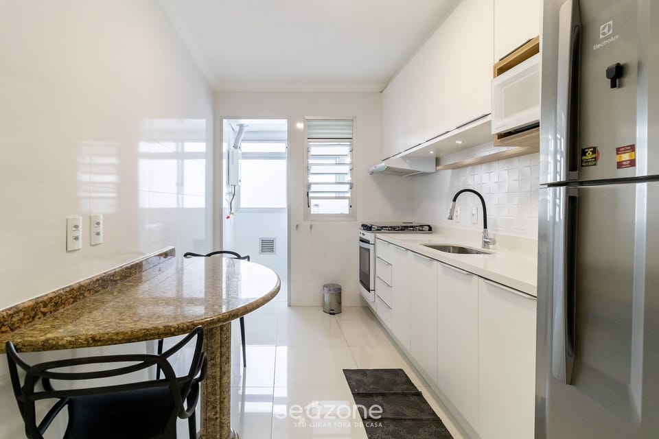 Basic Apartment | Private kitchen | Cookware/dishes/utensils