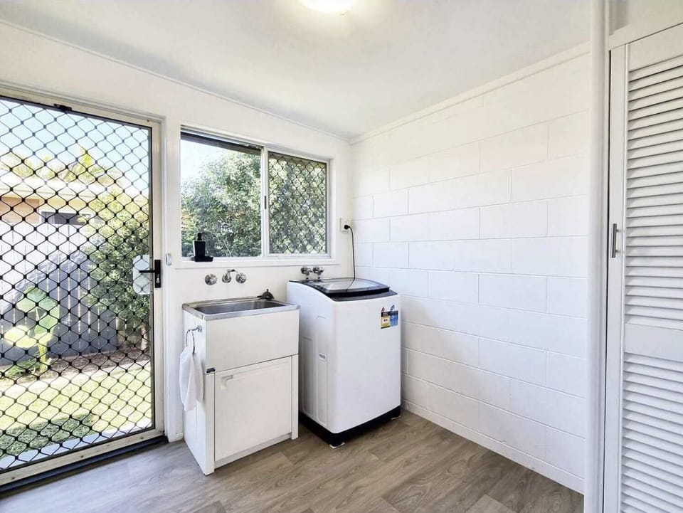 3/34 Bauer, laundry area