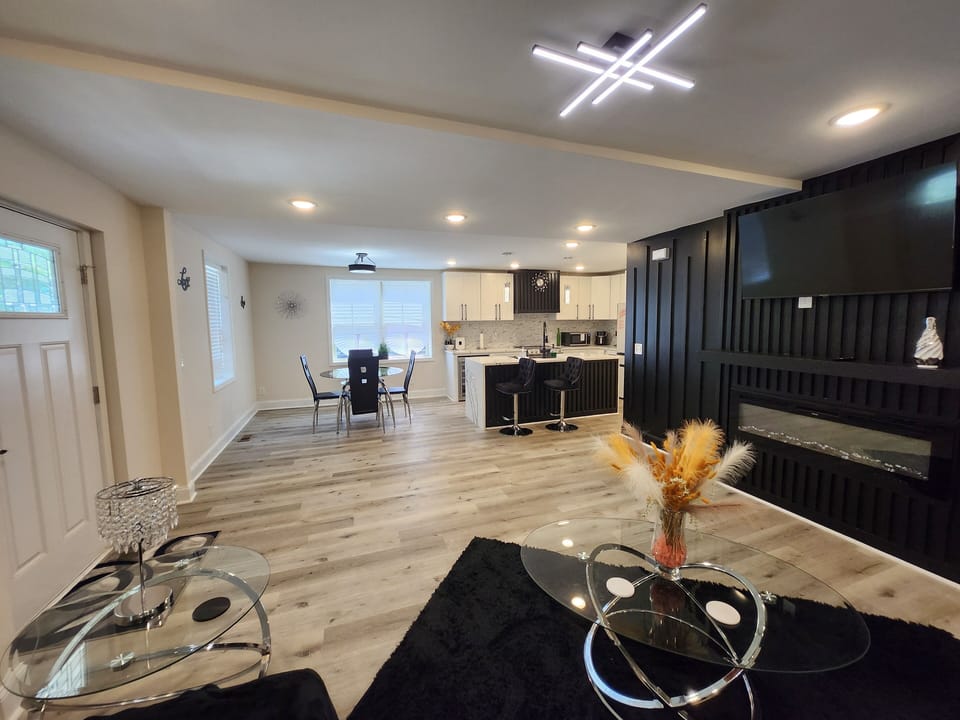 Kitchen / Family / Living Room