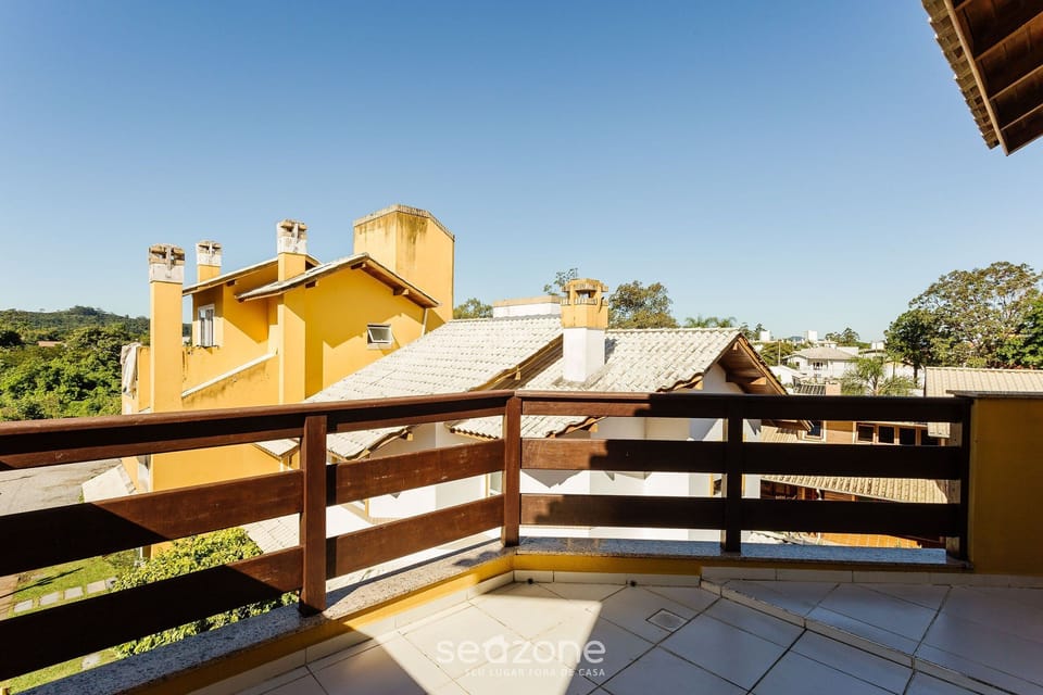 Basic Villa | Property grounds