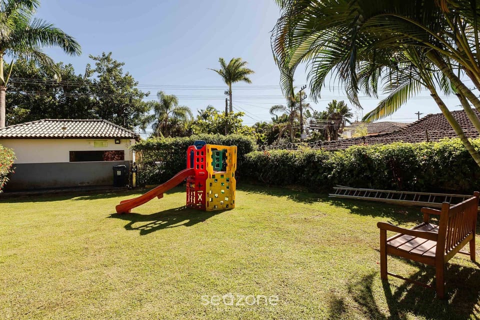 Basic Villa | Children's area