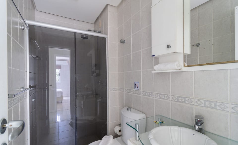 Apt With Balcony, few Minutes From the sea Ccb103 Apartment in Florianopolis