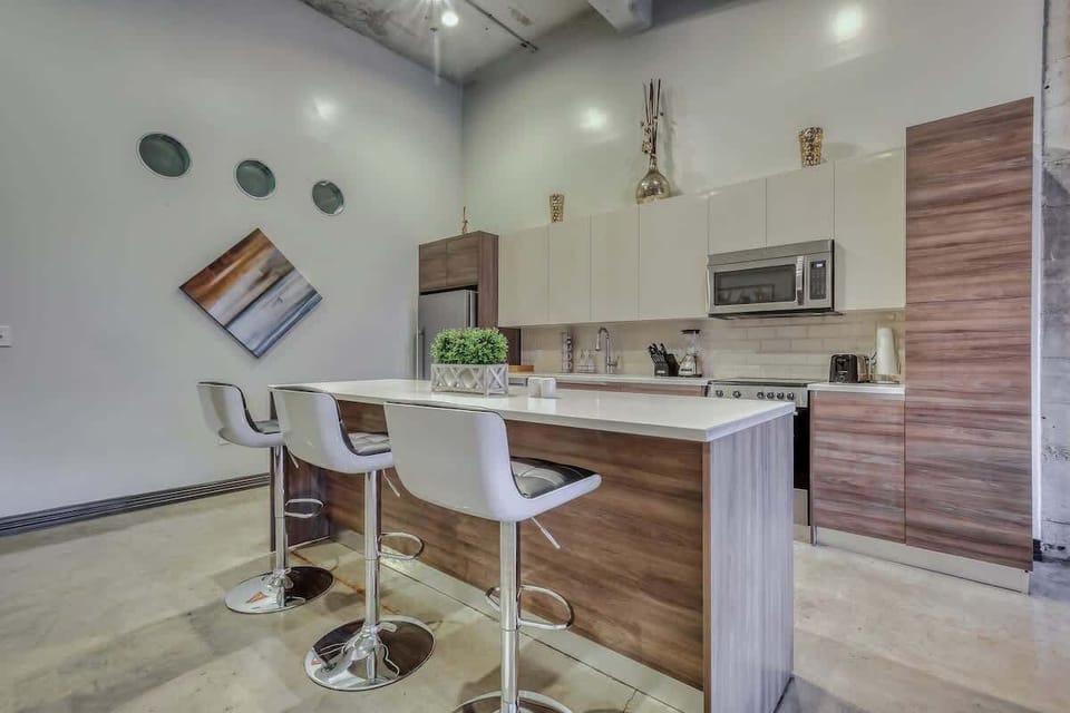 Sleek design meets functionality—perfect for culinary adventures or casual brunches