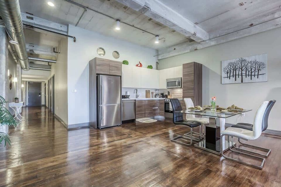 Enjoy elegant meals surrounded by stylish decor and a spacious layout!