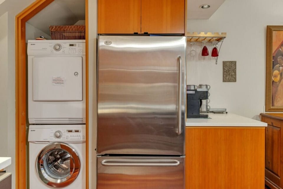 Washer/dryer and additional washers and dryers in the complex.