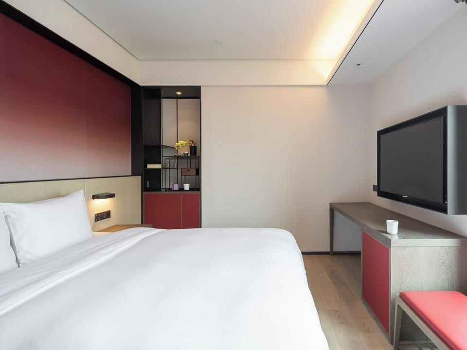 Classic Double Room | In-room safe, laptop workspace, blackout drapes, iron/ironing board