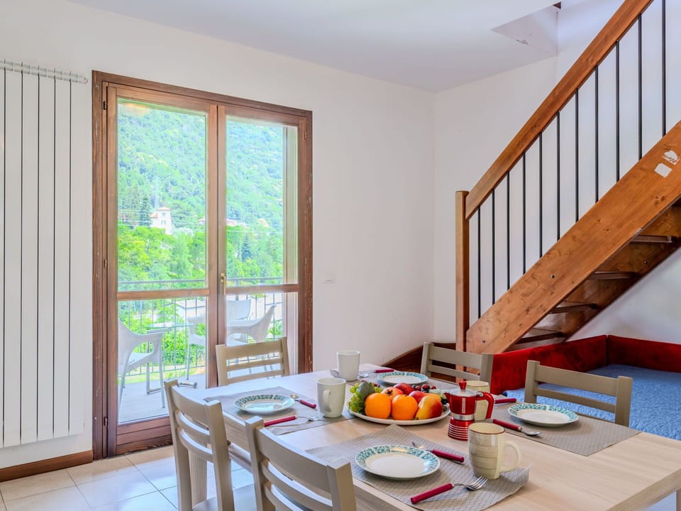 Wood, Flooring, Interior Design, Floor, Furniture, Ceiling, Room, Wood Flooring, Wood Stain, Hardwood